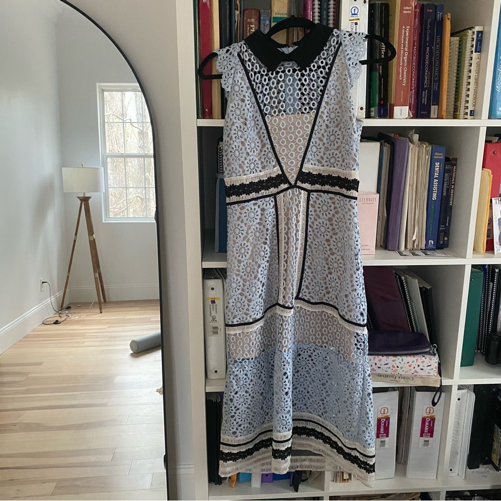 Bebe blue and black lace dress Sz 2 midi formal